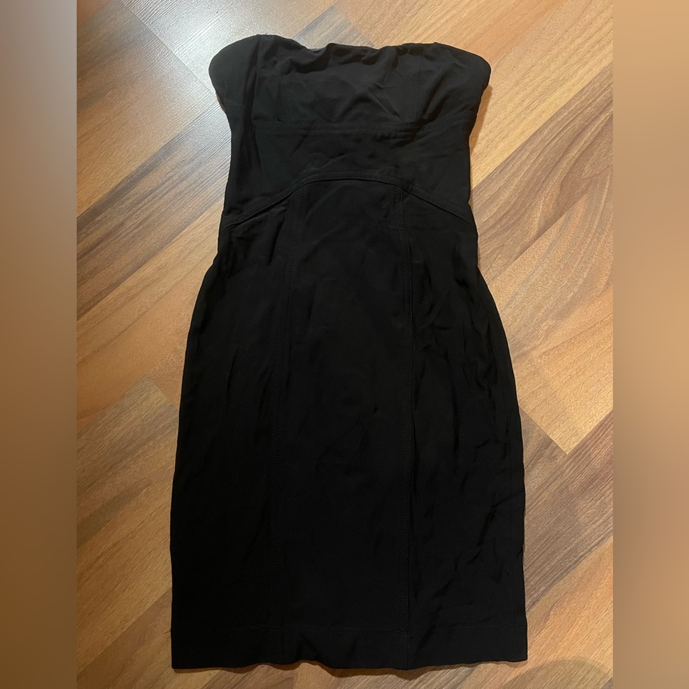 BCBGMAXAZRIA strapless fitted mini dress size US 2